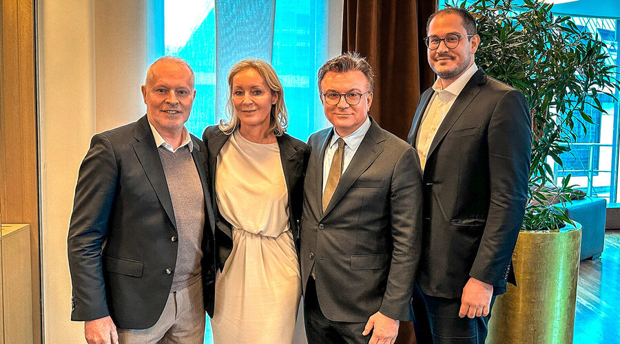 Neuer Vorstand gewählt: Dr. Lars Kretzschmar,  Dr. Juliane Bodo, Dr. Said Hilton und  Dr. Maximilian Kovács (von links nach rechts)