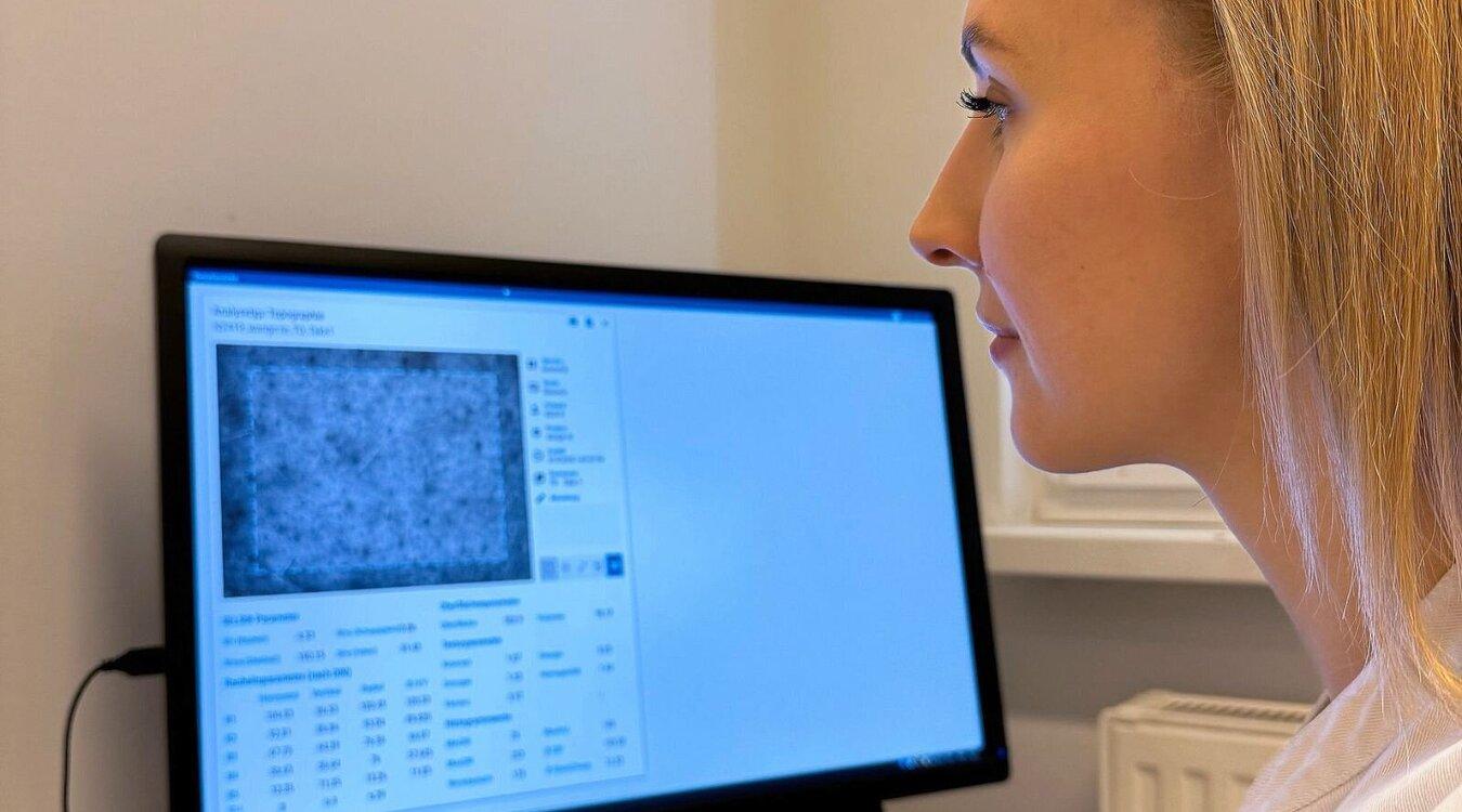 Ebenmäßigkeit der Hautoberfläche