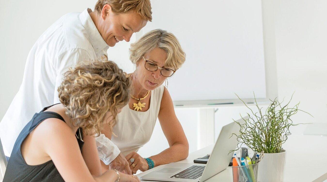 Mehr als Make-up, Masken und Massagen