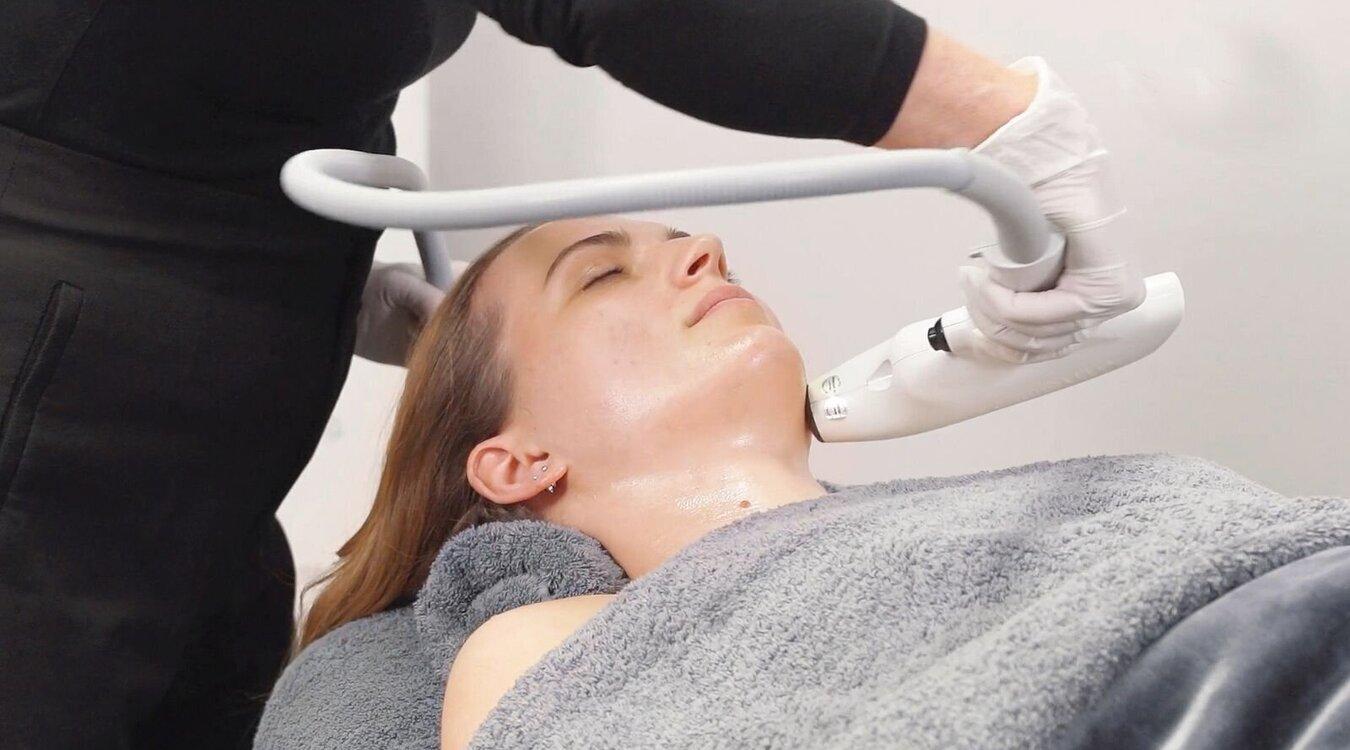 Wirksame Wärme für den Hals